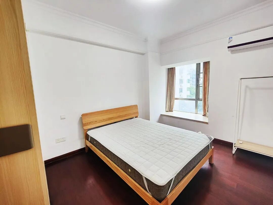 天河北二手房【银汇华庭】133平，总价1500万！