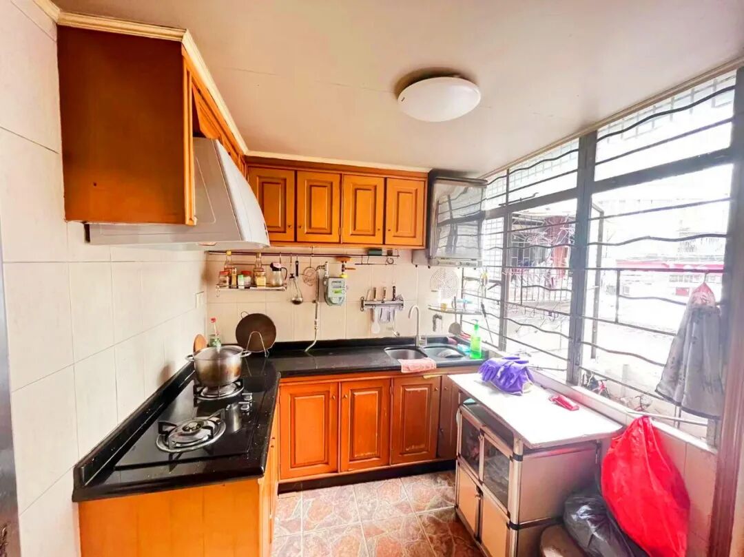 天河北二手房【龙口小区】53平，总价358万！