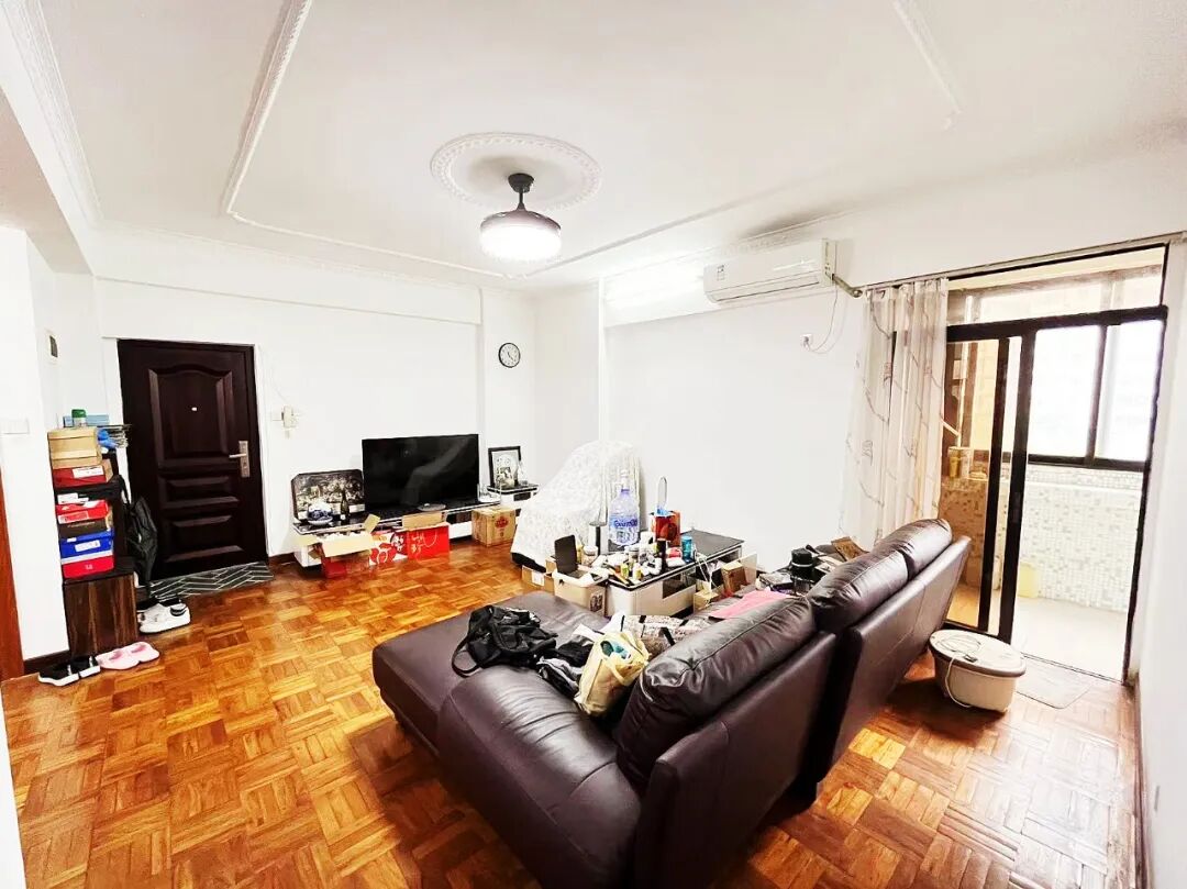 天河北总价725万三房 |  太阳广场，113平三房，花园小区、近地铁