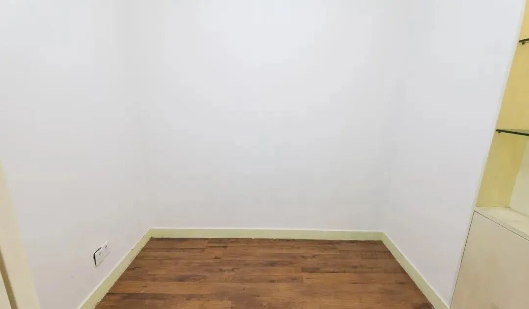 天河北二手房出售，聚龙阁97平方，580万！