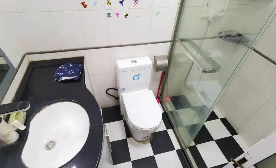 天河北二手房出售，聚龙阁97平方，580万！