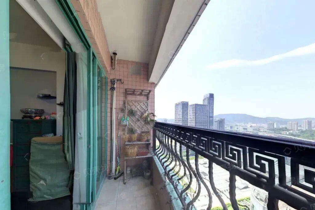 天河北二手房出售，天誉花园108.6平，总价865万！