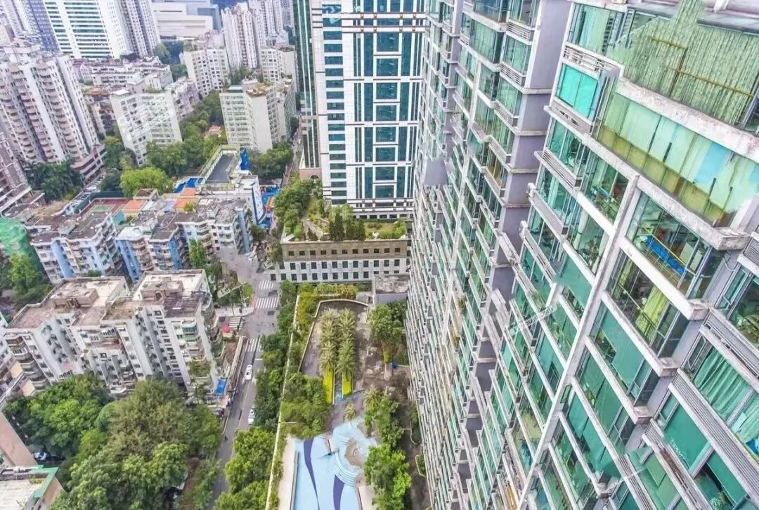 天河北二手房小区，都市华庭出售两套南向单位！