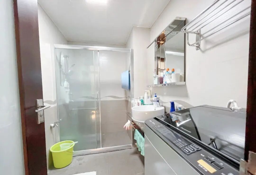 天河北二手房【芳草园】126平，总价1480万！