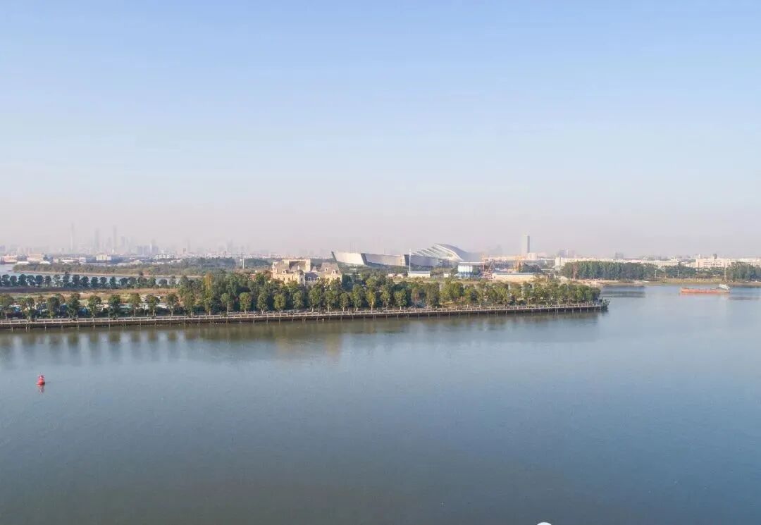 珠江铂世湾正南向三房！低市价4千/㎡！