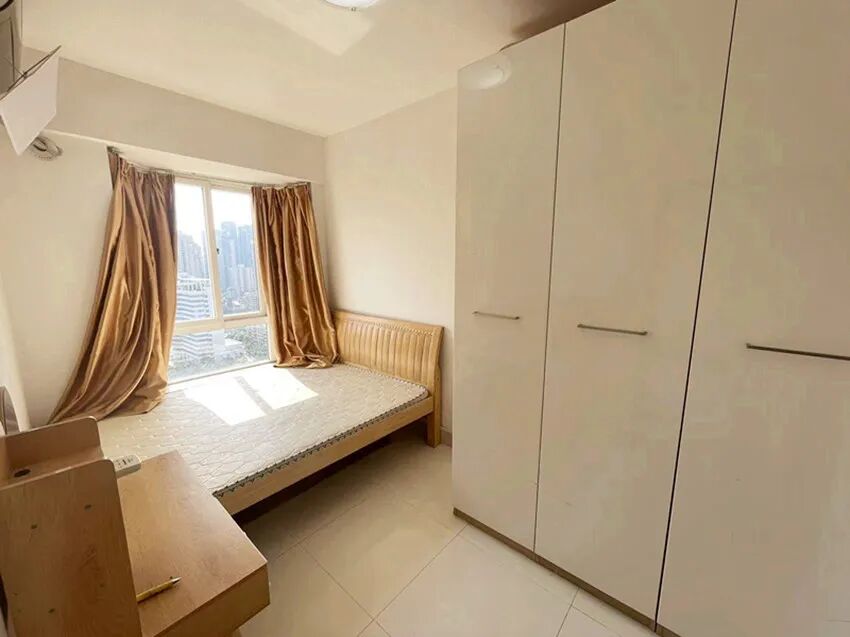 天河北总价520万两房 |  金润大厦，72平两房，户型方正、诚心出售！