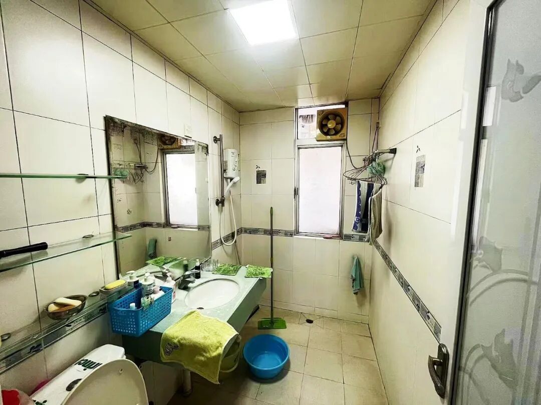 天河北总价590万 | 金田花苑，80平，厅出阳台、户型实用、业主急售！