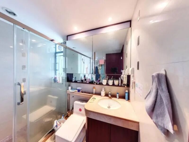 天河北总价1870万 | 保利中宇广场，151平，厅出大阳台、楼龄新、户型实用、业主急售！