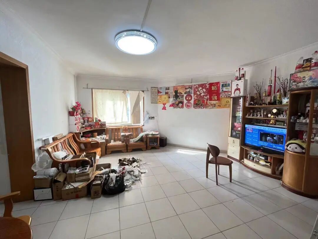 天河北总价728万 | 穗园小区，南向精装三房，106平，急售