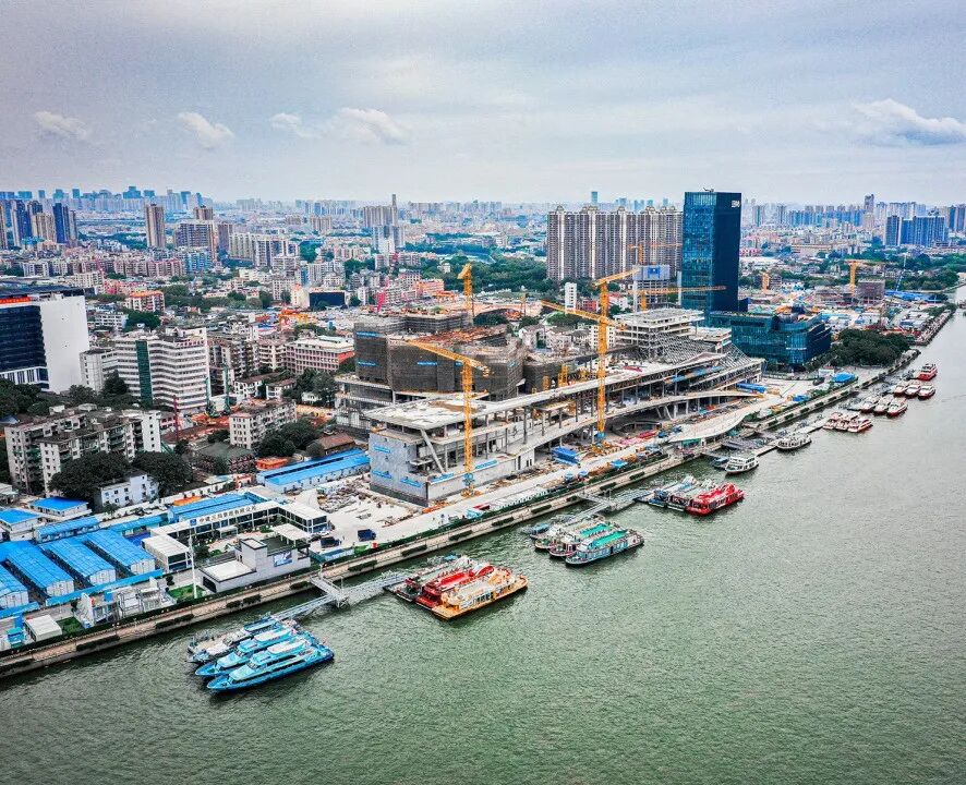 千万豪宅集体“飙车”！在广州，谁来“破圈”出击？