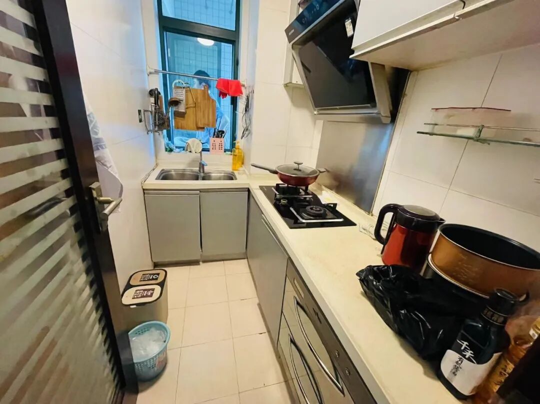 天河北总价548万两房 | 金碧翡翠华庭，70平，过五*，南北对流，业主急售！