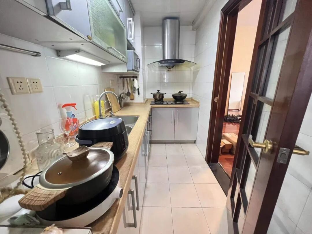 天河北总价550万两房 | 金碧翡翠华庭，74平，无抵押、诚心出售！