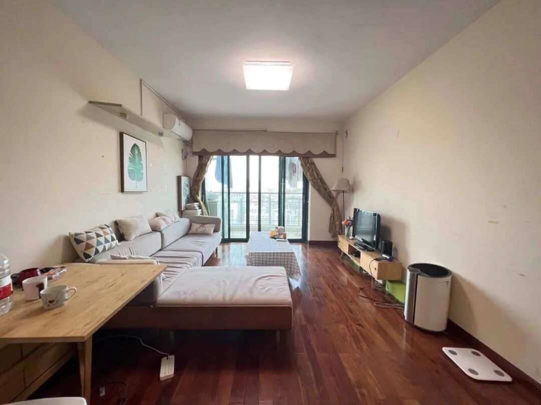 天河北总价550万两房 | 金碧翡翠华庭，74平，无抵押、诚心出售！