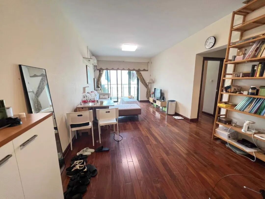 天河北总价550万两房 | 金碧翡翠华庭，74平，无抵押、诚心出售！