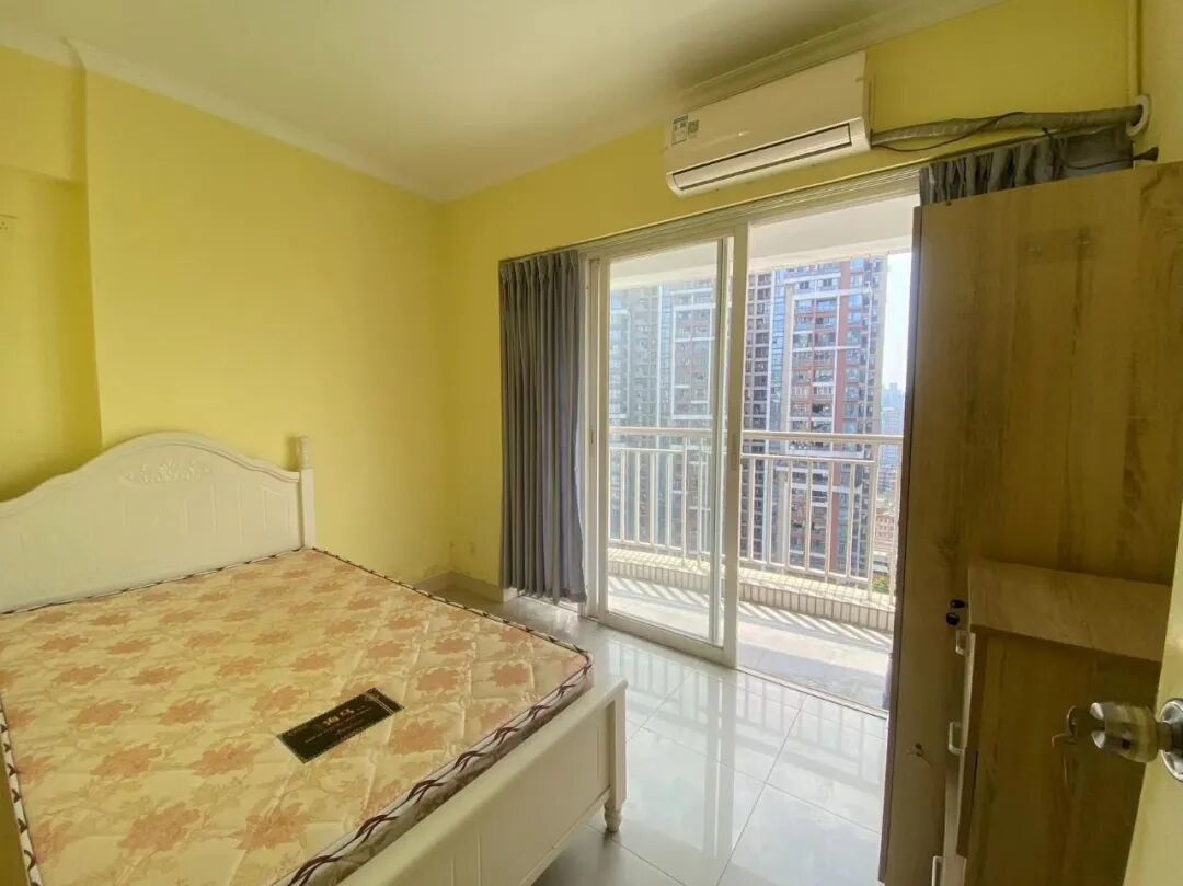 天河北总价450万 | 鸿翔大厦，56平两房，即买即入住！