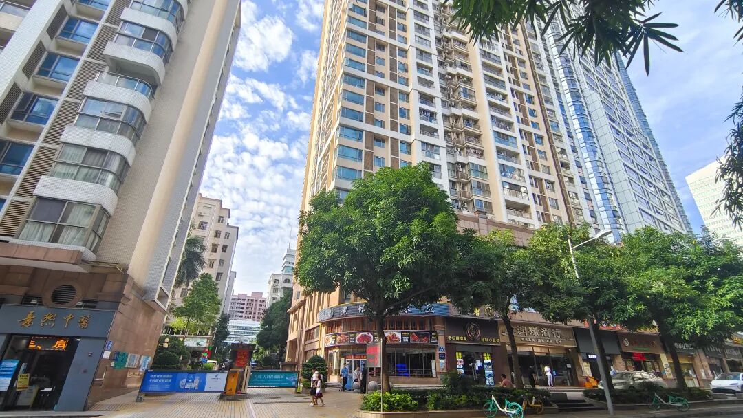 天河北二手房出售， 银汇华庭，97平，总价878万！