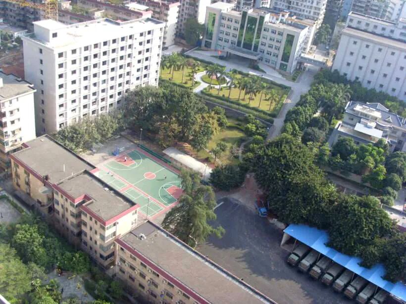 天河北二手房出售，御华苑，102平，总价760万！