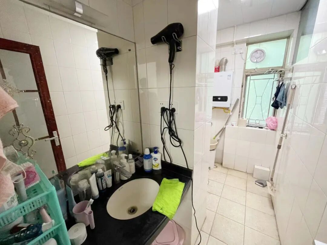 天河北总价1000万三房 |  华标广场，109平三房，花园小区、近地铁