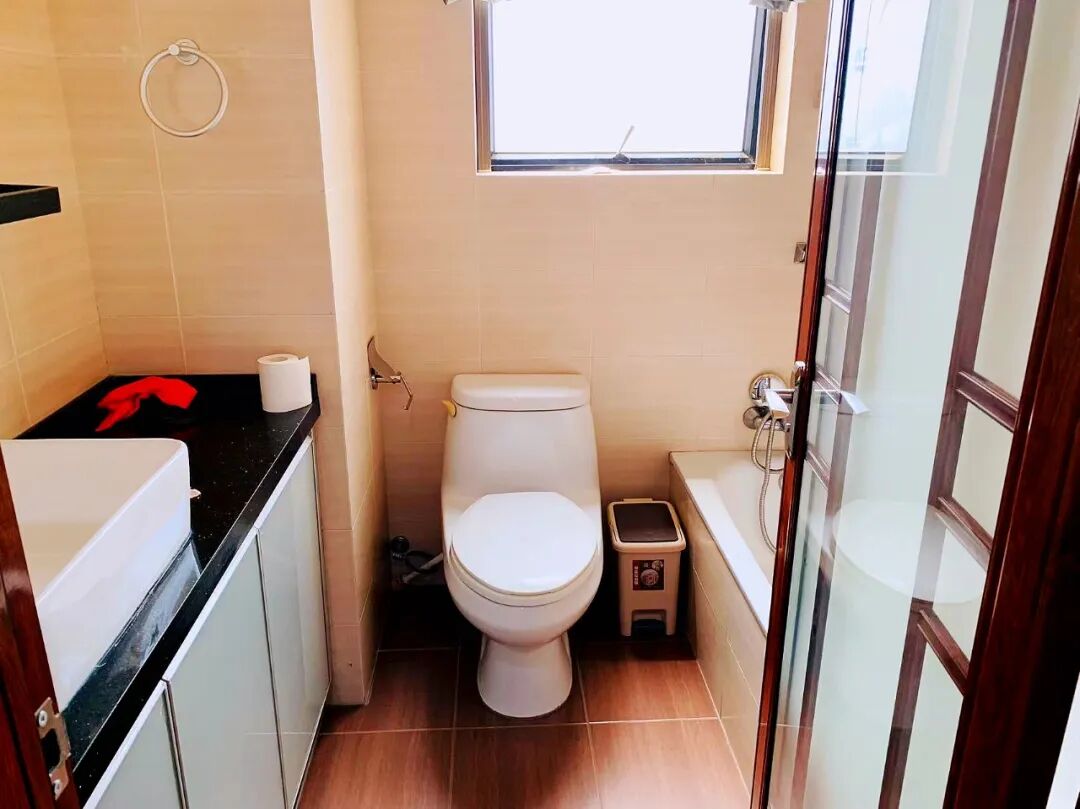 天河北总价1600万 | 芳草园，128平四房， 舒适南向，业主急售！