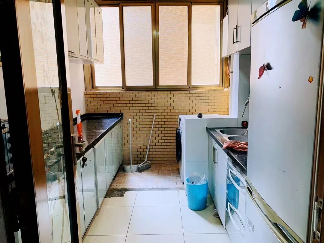 天河北总价1600万 | 芳草园，128平四房， 舒适南向，业主急售！