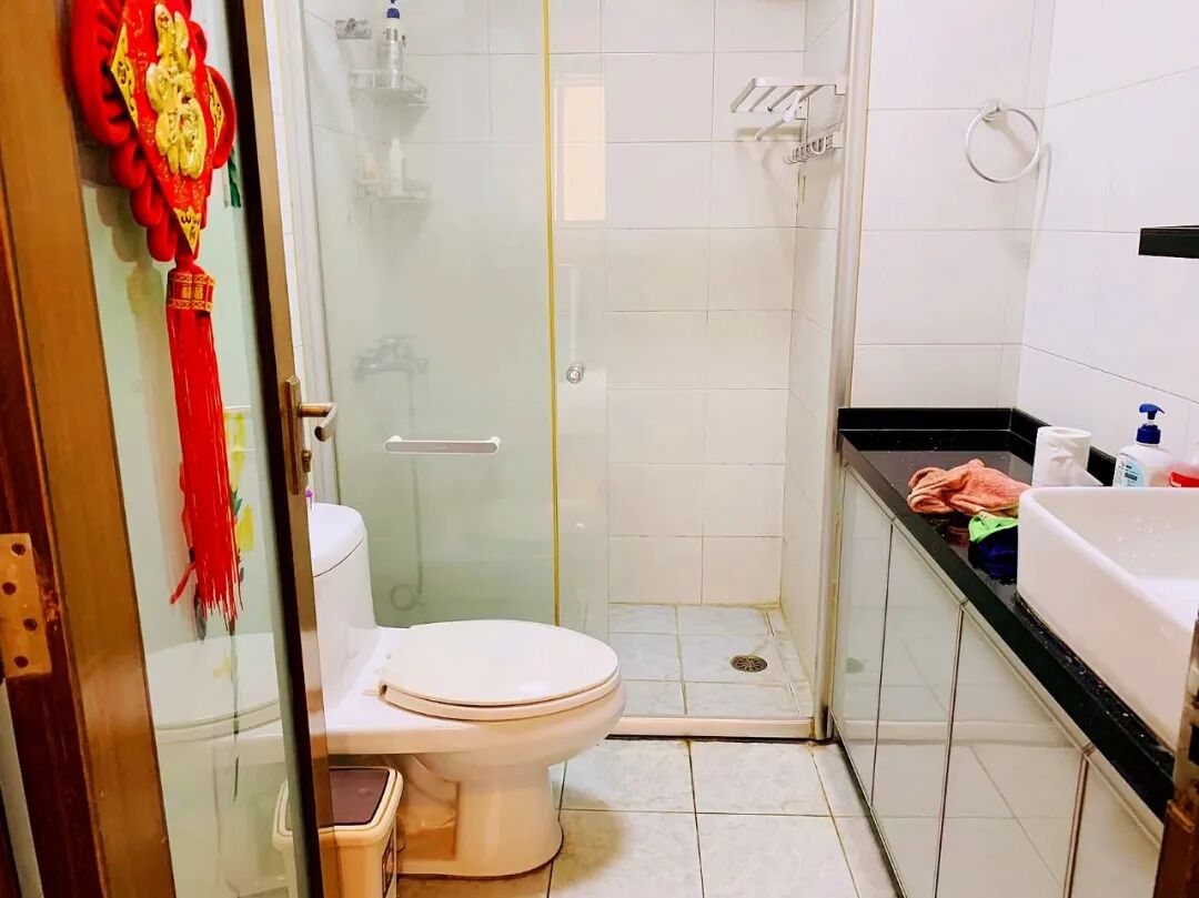 天河北总价1600万 | 芳草园，128平四房， 舒适南向，业主急售！