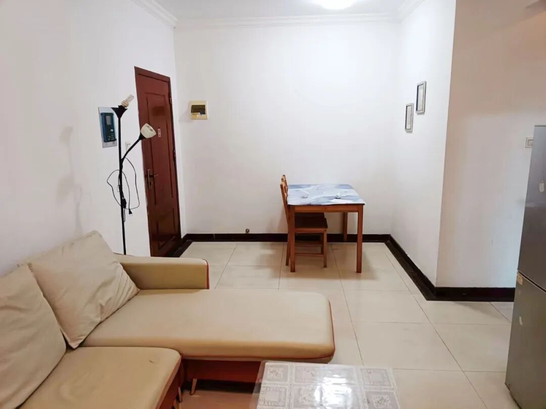 天河北总价378万 |  金碧翡翠华庭，49平，产权清晰、诚心出售！