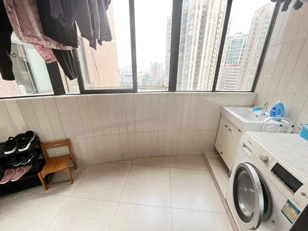 天河北总价780万 | 瑞华大厦，101平大两房房，学位不被占用，业主急售！