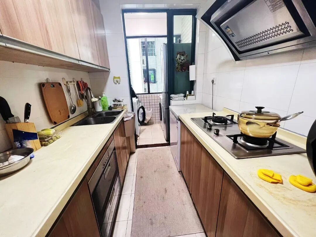 天河北总价850万 | 金碧翡翠华庭，85平大两房房，产权清晰、诚心出售！