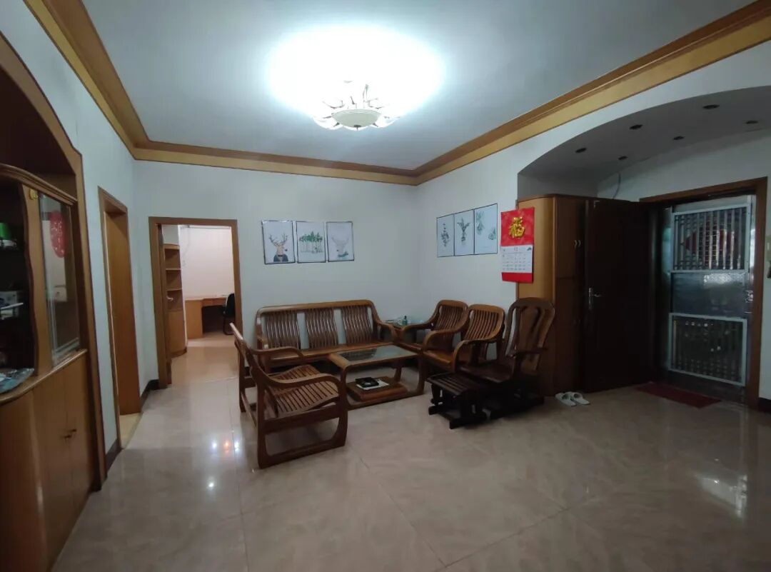 天河北总价700万 | 文苑花园，106平三房，南向、*户型、诚心出售！