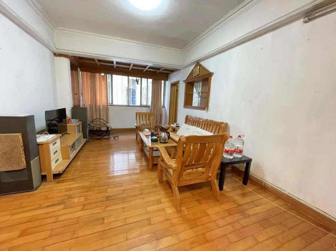 天河北总价490万 | 金田花苑，74平，过五年*、无占学位、无贷款！