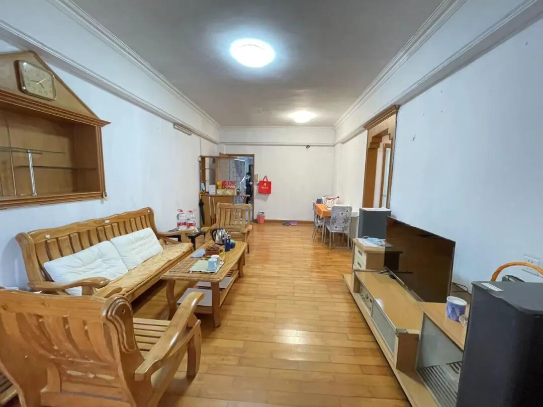 天河北总价490万 | 金田花苑，74平，过五年*、无占学位、无贷款！