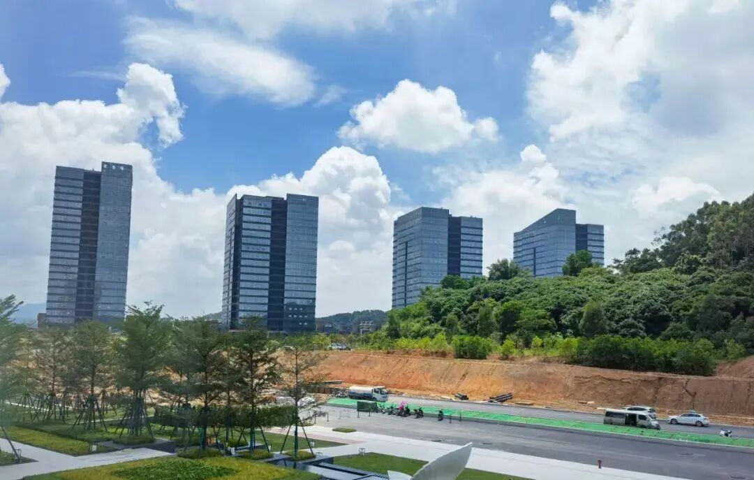 广州增城保利明玥湖光均价1.7万，*推84-121㎡户型!