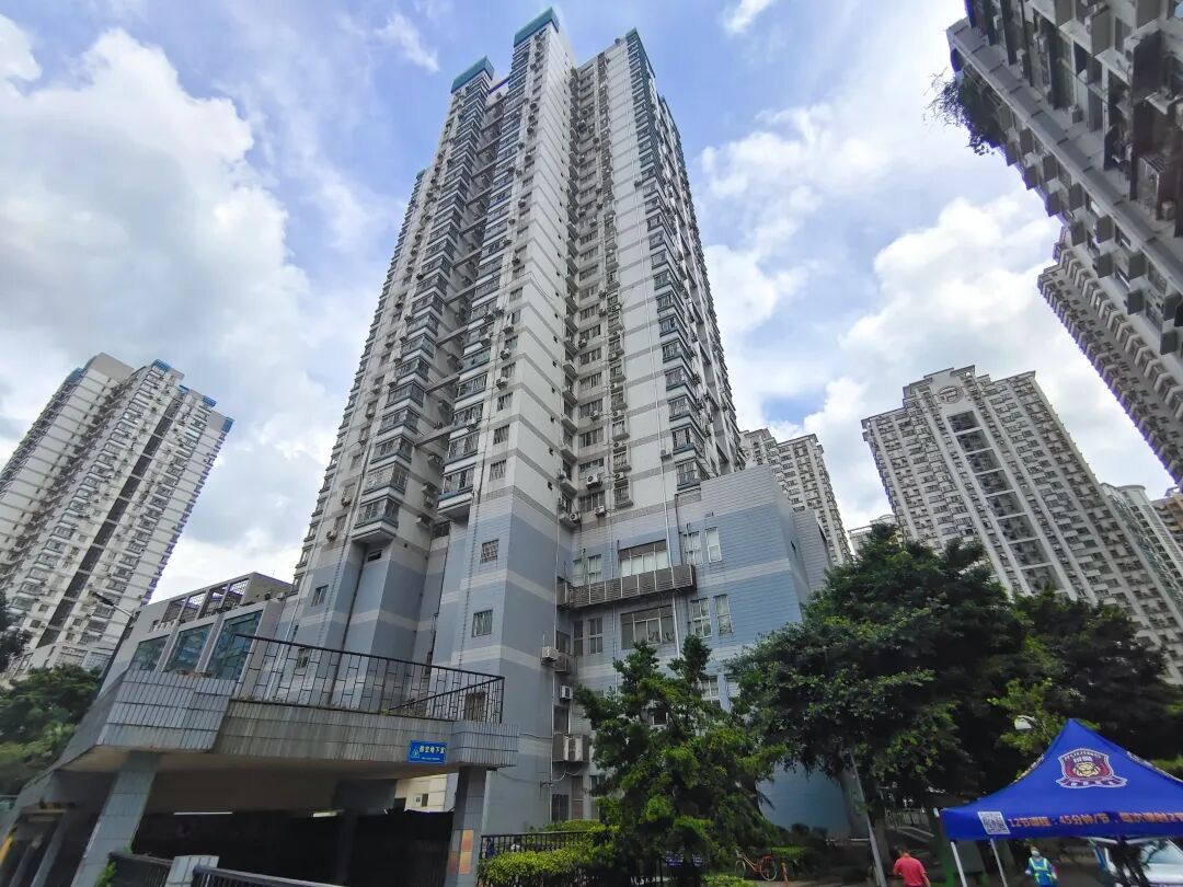 广州天河北二手房出售，穗园小区，142平，总价1100万！