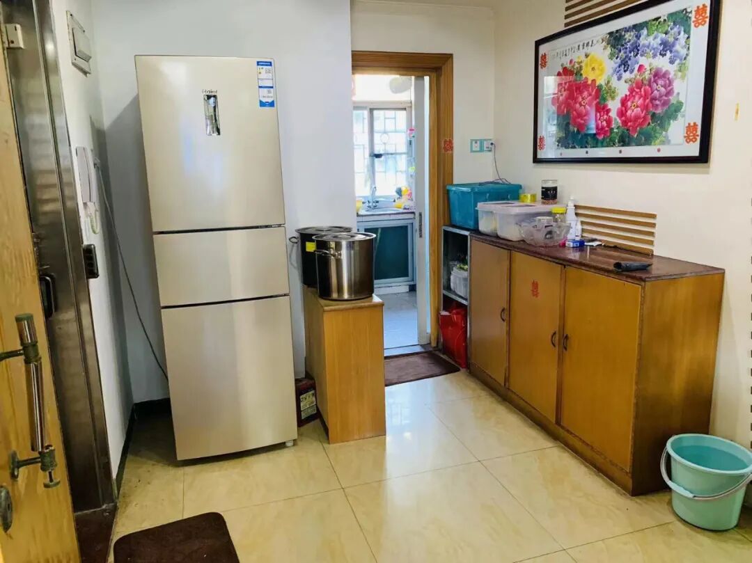 天河北总价800万四房 | 农机所研究小区，102平，过五*，无按揭，业主急售！