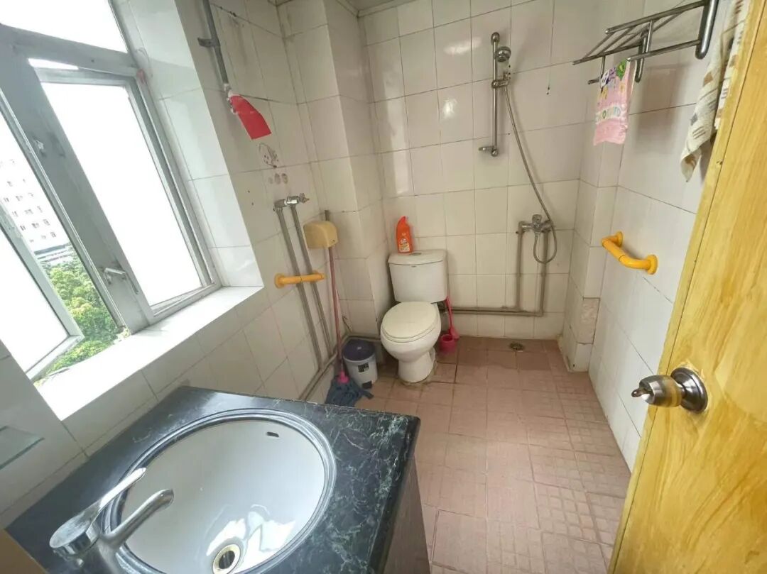 天河北总价600万 | 穗园小区，86平两房，过五*、无占学位、无按揭！