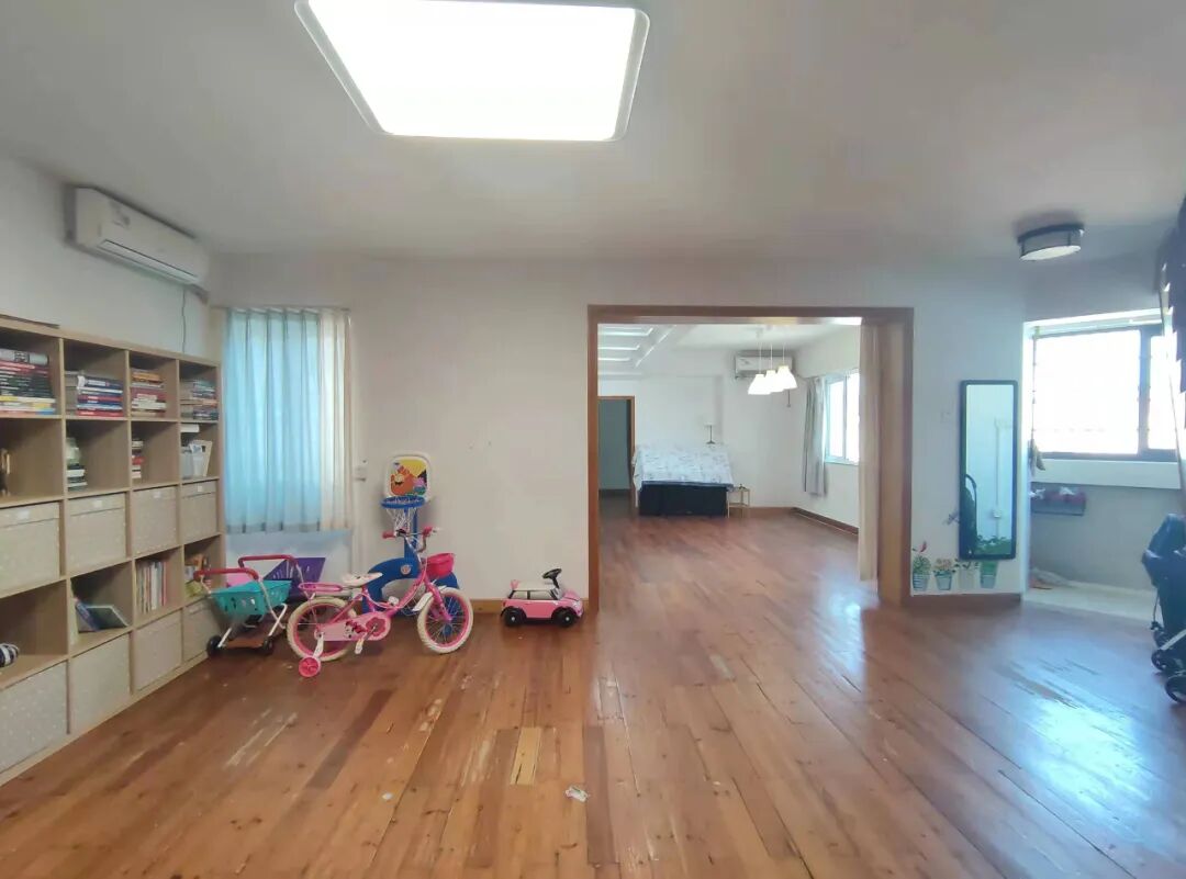 天河北总价1038万 | 太阳广场，174平四房，高层通风采光好，业主急售！