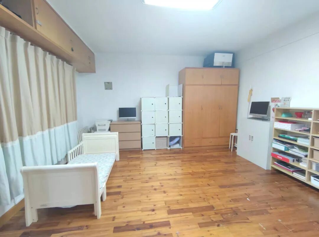 天河北总价1038万 | 太阳广场，174平四房，高层通风采光好，业主急售！