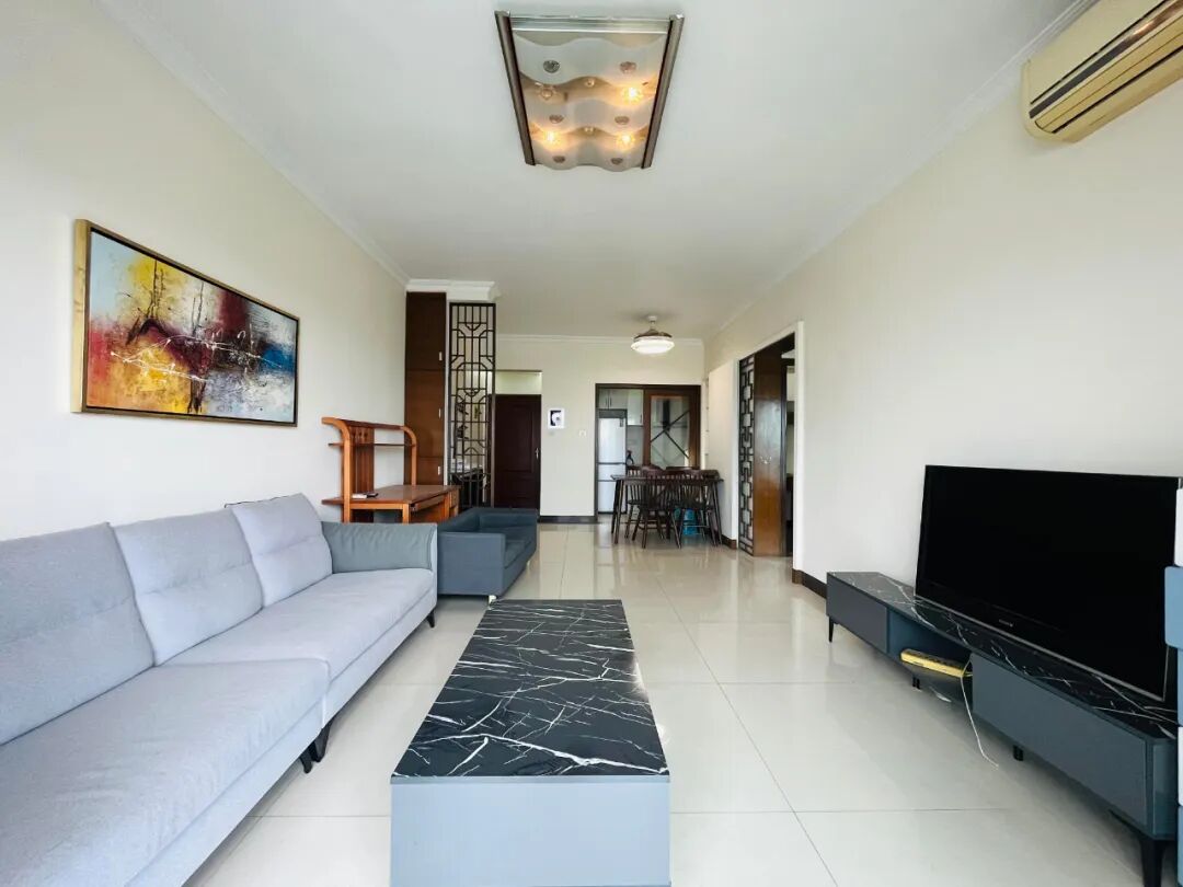 天河北二手房【金碧翡翠华庭】80平，总价600万！