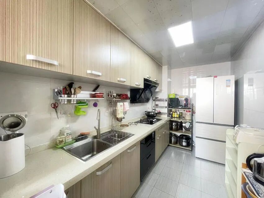 天河北总价690万 | 东方之珠花园，92平三房，通风采光好、业主诚心出售！