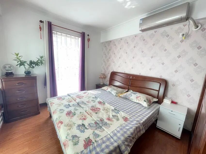 天河北总价690万 | 东方之珠花园，92平三房，通风采光好、业主诚心出售！