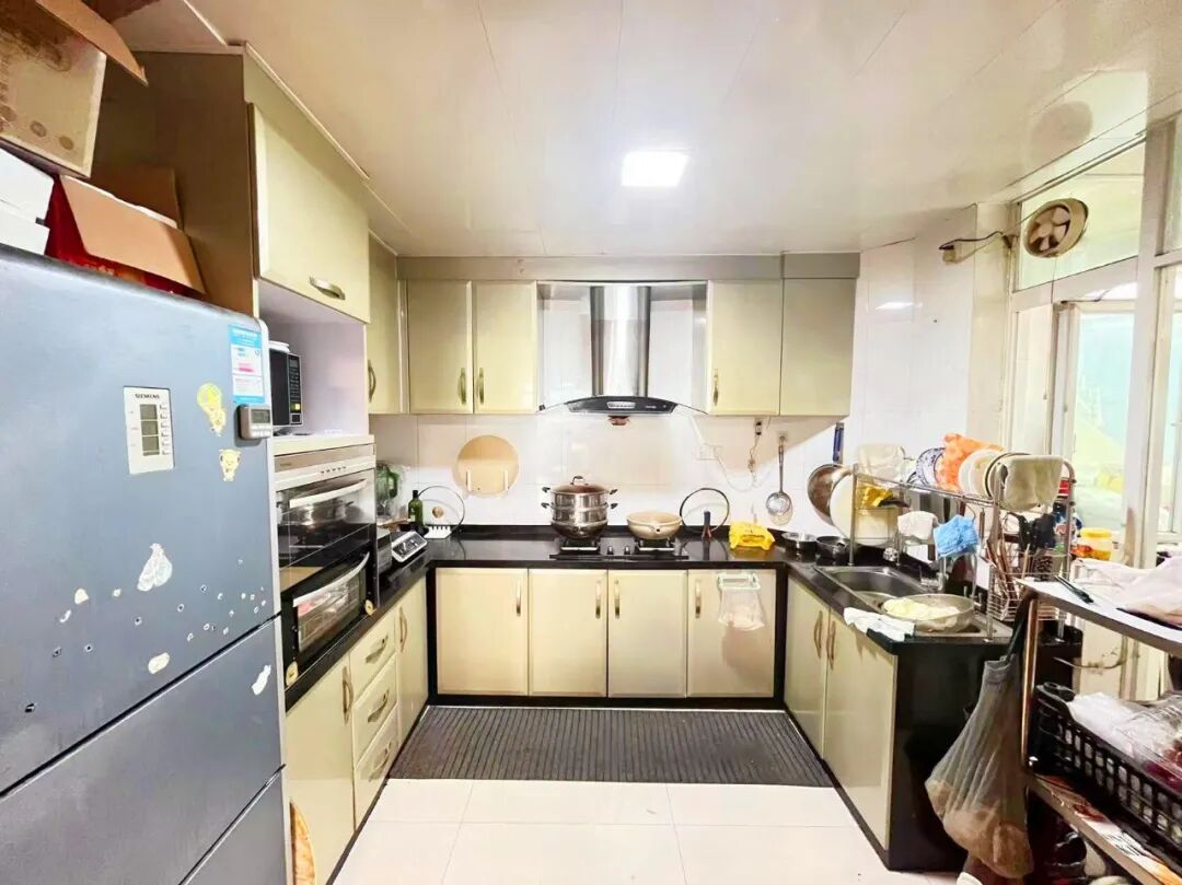 天河北二手房【伊顿18】150平，总价1480万！