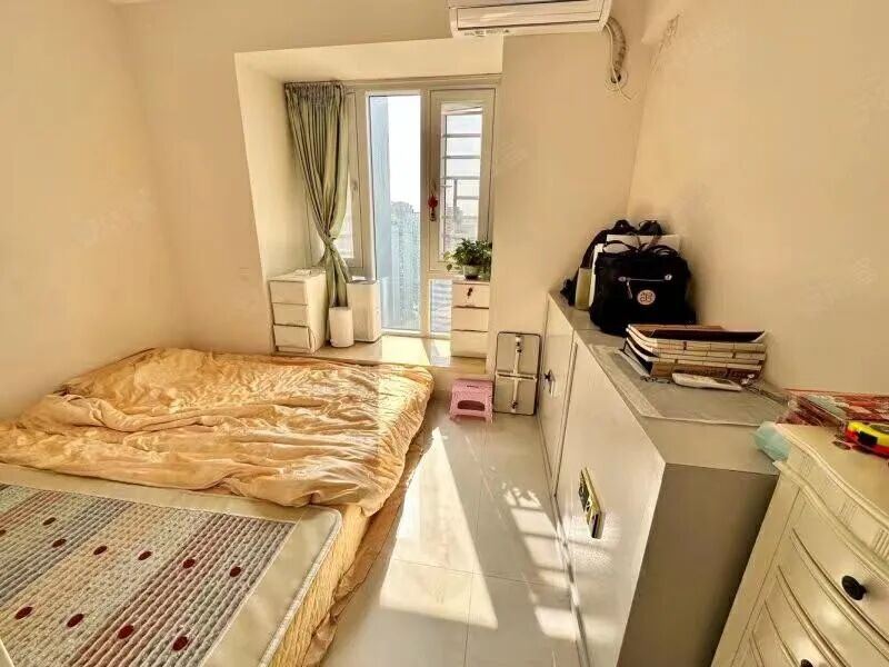 天河北总价560万 | 金碧翡翠华庭，70平，花园小区、管理好、业主急售！