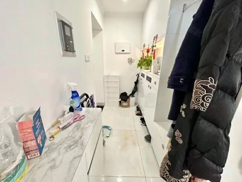 天河北总价560万 | 金碧翡翠华庭，70平，花园小区、管理好、业主急售！