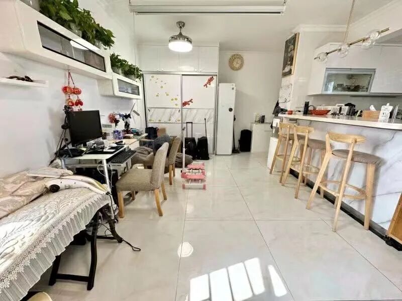 天河北总价560万 | 金碧翡翠华庭，70平，花园小区、管理好、业主急售！