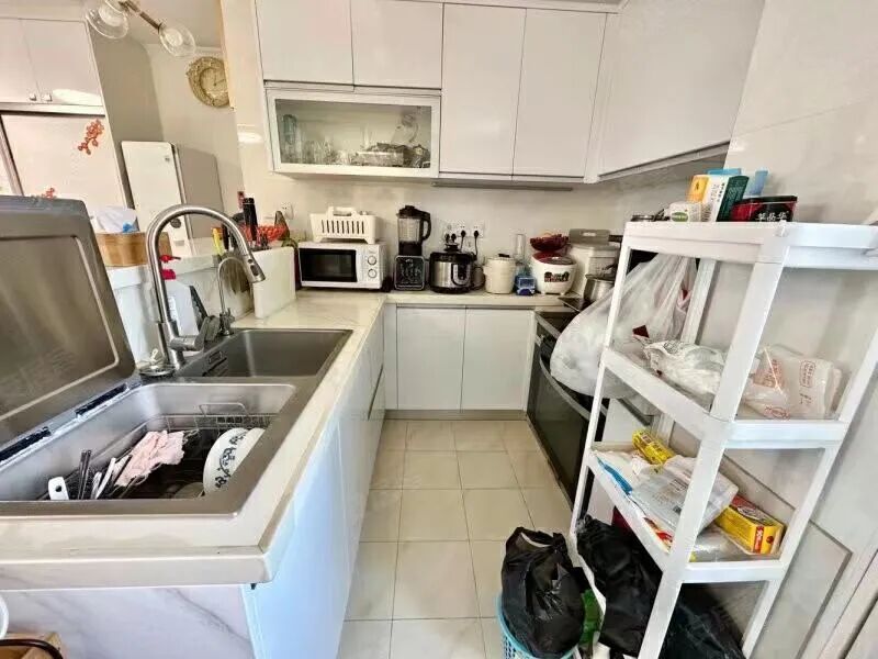 天河北总价560万 | 金碧翡翠华庭，70平，花园小区、管理好、业主急售！