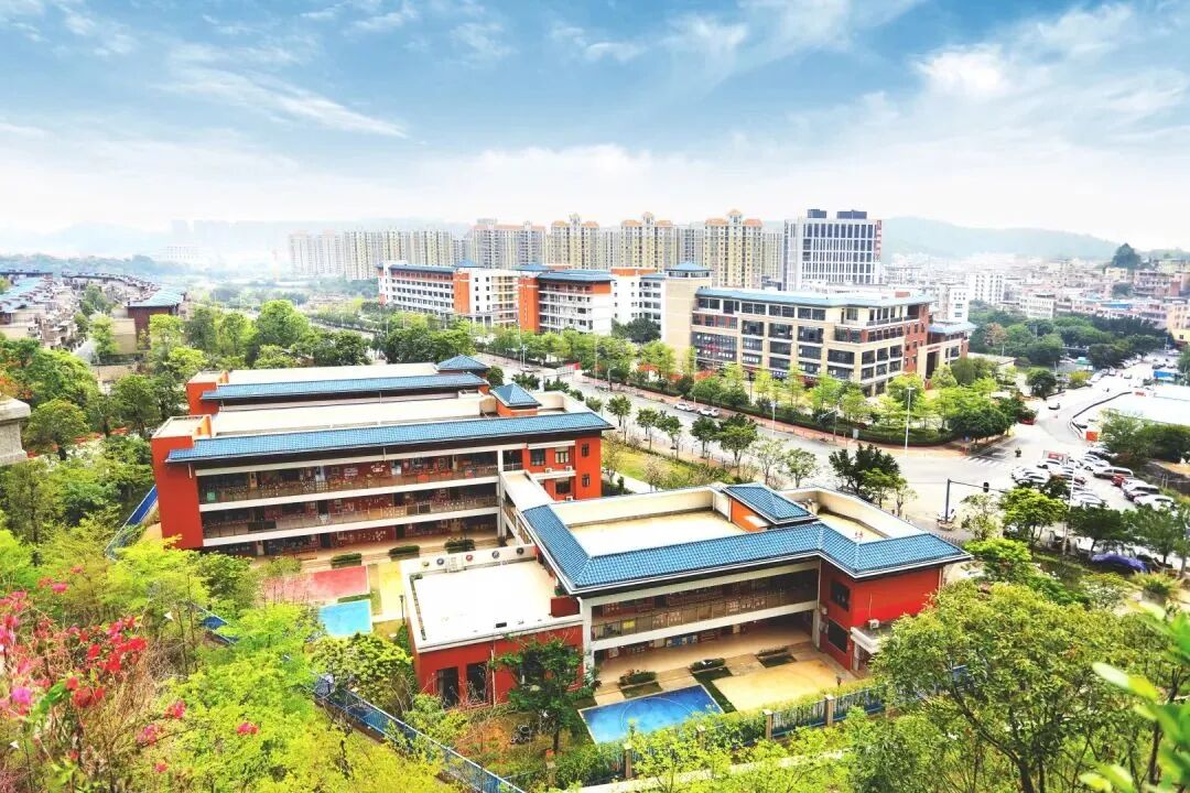 科学城半山*豪宅 华标峰湖御境值得入手吗？