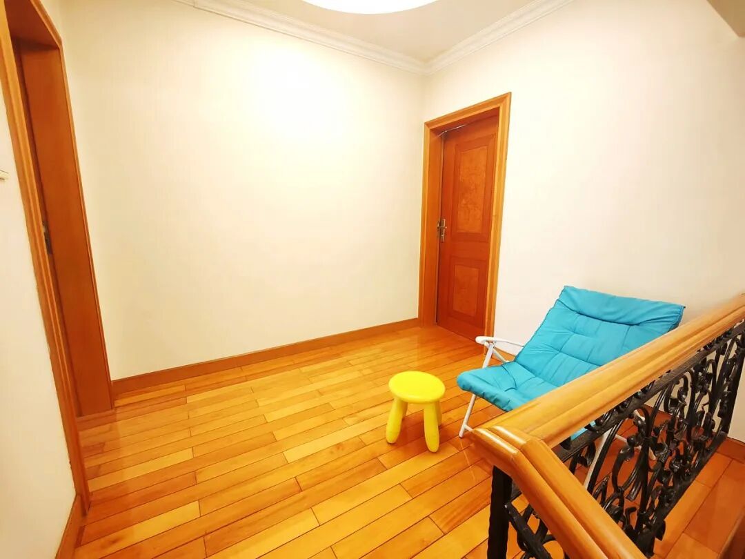 天河北总价1200万四房 |  天翔花园，165平大四房，双阳台、近地铁