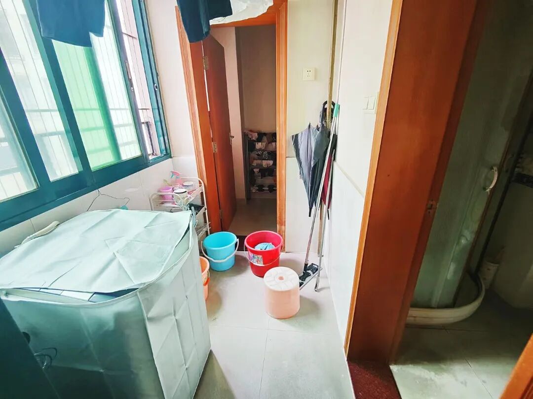 天河北总价1200万四房 |  天翔花园，165平大四房，双阳台、近地铁