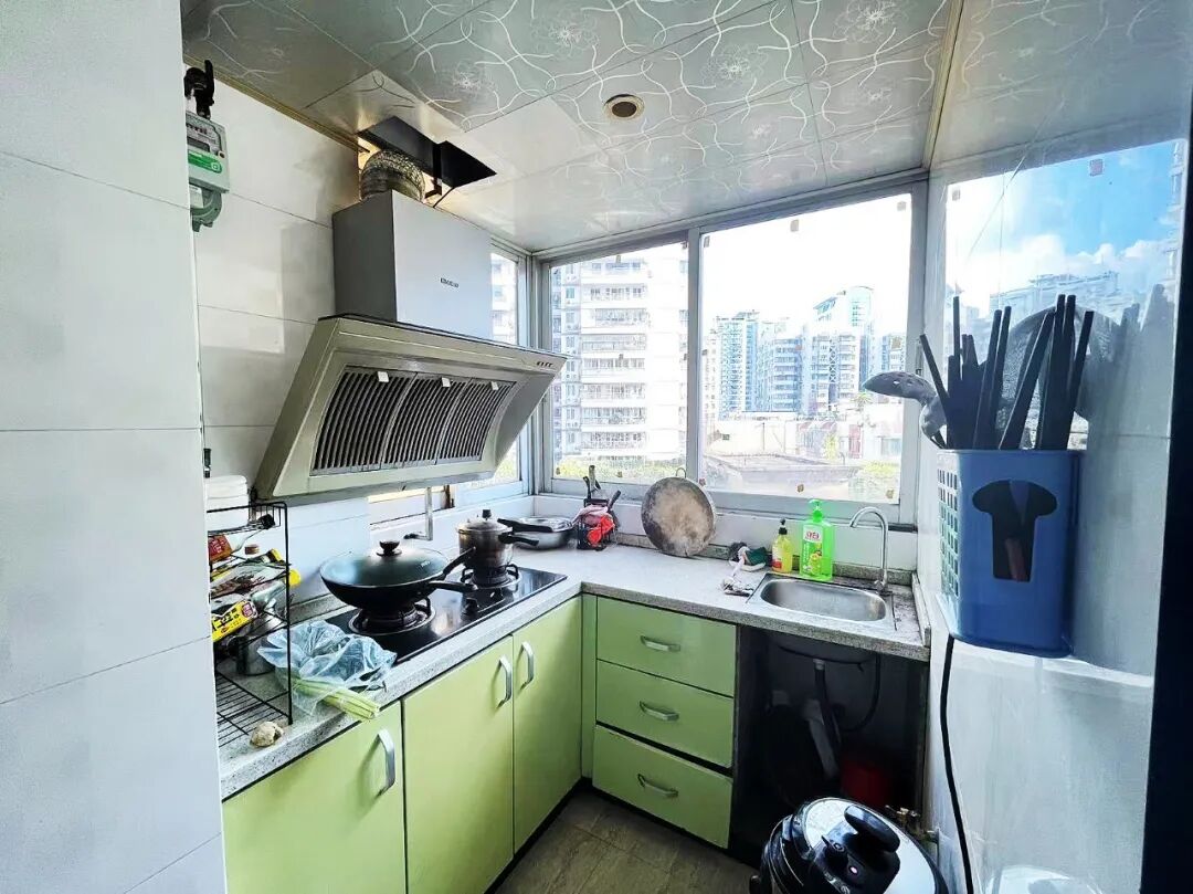 天河北总价398万两房 |  金鼎大厦，70平大两房，安静南向、管理好