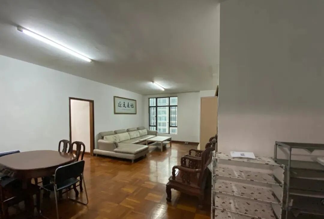 天河北二手房出售，荟雅苑，118平方，1110万！